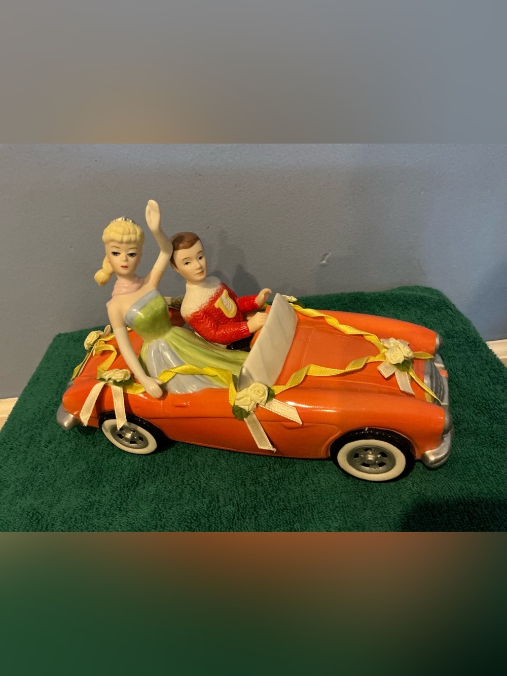 1994 Enesco From Barbie with Love Senior Prom Musical Figure